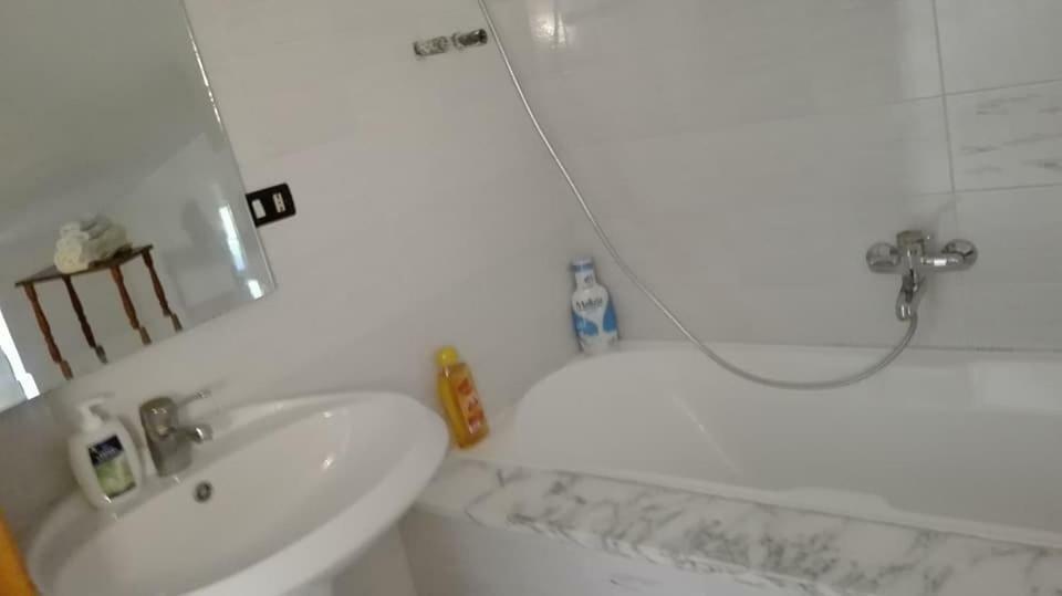 B&B Sentiero Romantico Eboli Exteriör bild